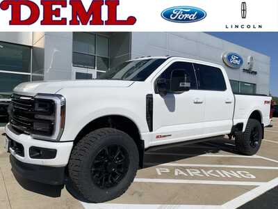 2027 Ford F350 Crew Cab, $103999. Photo 1