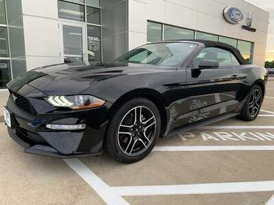 2018 Ford Mustang, $19999. Photo 10