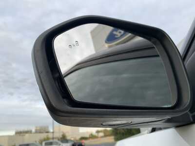 2022 Ford Explorer, $23999. Photo 11
