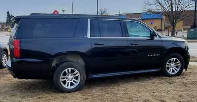 2018 Chevrolet Suburban, $34995. Photo 4