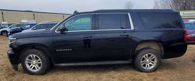 2018 Chevrolet Suburban, $34995. Photo 5
