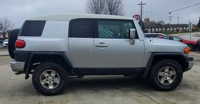 2008 Toyota FJ Cruiser, $18995. Photo 3