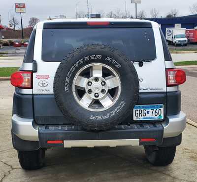 2008 Toyota FJ Cruiser, $18995. Photo 5