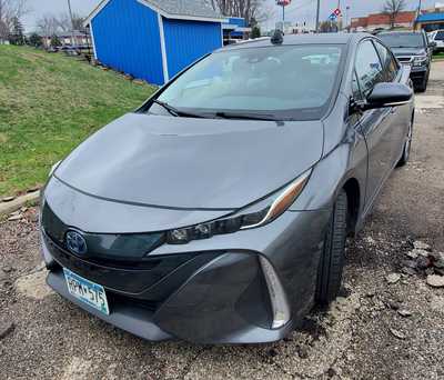 2019 Toyota Prius, $21995. Photo 2