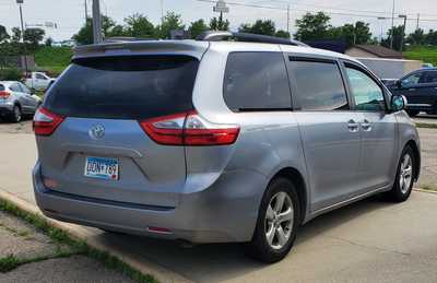 2016 Toyota Sienna, $16995. Photo 7