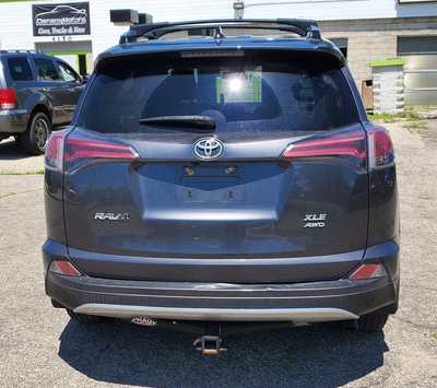 2018 Toyota RAV4, $22995. Photo 7
