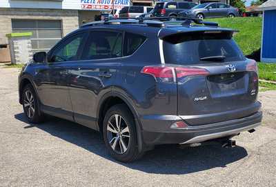 2018 Toyota RAV4, $22995. Photo 8