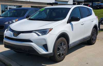 2017 Toyota RAV4, $21995. Photo 2
