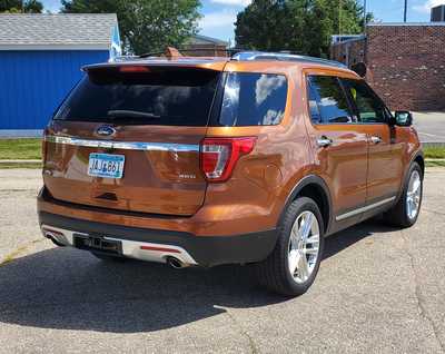 2017 Ford Explorer, $14995. Photo 3