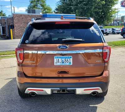 2017 Ford Explorer, $14995. Photo 4