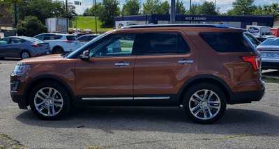 2017 Ford Explorer, $14995. Photo 5