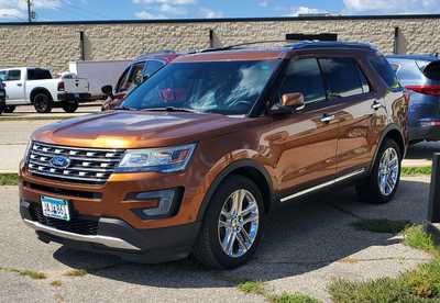 2017 Ford Explorer, $14995. Photo 7