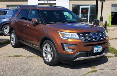 2017 Ford Explorer, $14995. Photo 8