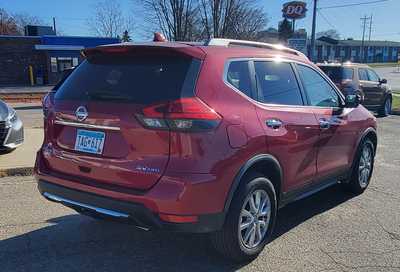 2017 Nissan Rogue, $14995. Photo 8