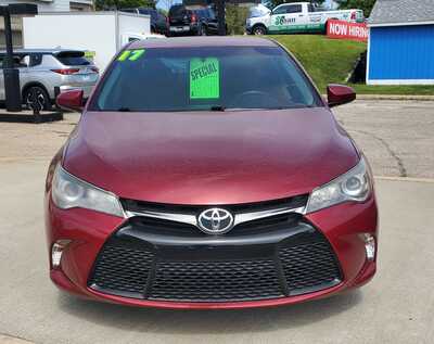 2017 Toyota Camry, $18995. Photo 6