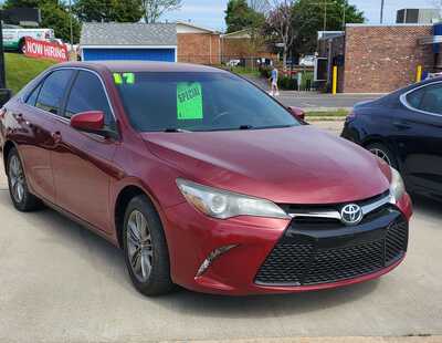 2017 Toyota Camry, $18995. Photo 7