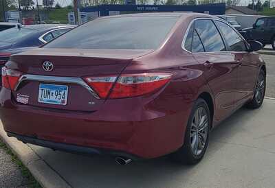 2017 Toyota Camry, $18995. Photo 9