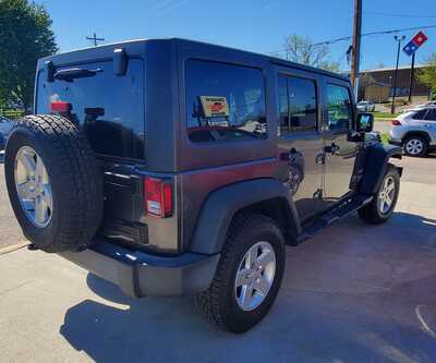 2016 Jeep Wrangler Unlimited, $19995. Photo 6
