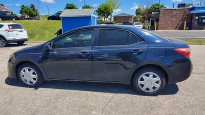 2019 Toyota Corolla, $15995. Photo 2