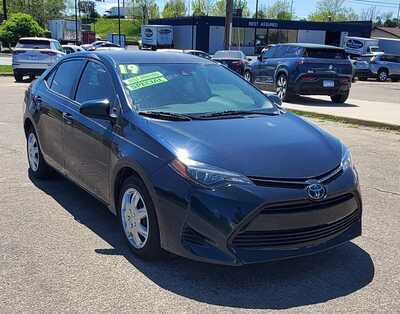 2019 Toyota Corolla, $15995. Photo 10