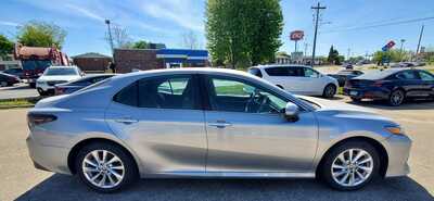 2023 Toyota Camry, $22995. Photo 5