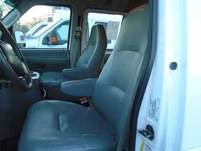2005 Ford Van,Cargo, $3995. Photo 7
