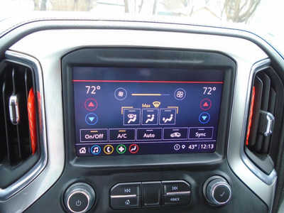 2022 Chevrolet 3500 Crew Cab, $52995. Photo 10