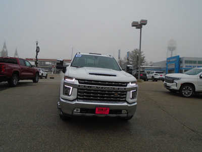 2022 Chevrolet 3500 Crew Cab, $52995. Photo 2