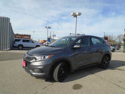 2021 Honda HR-V, $20995. Photo 3