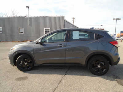 2021 Honda HR-V, $20995. Photo 4