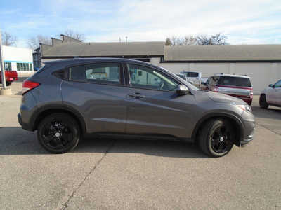 2021 Honda HR-V, $20995. Photo 5