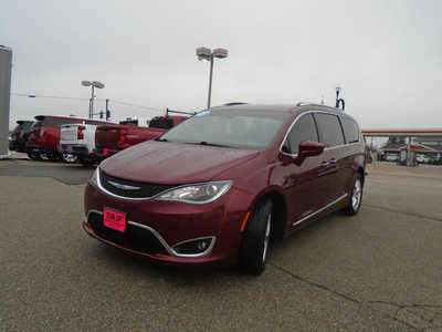 2018 Chrysler Pacifica, $12995. Photo 3