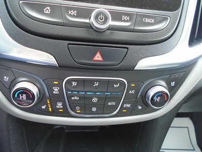 2019 Chevrolet Equinox, $18995. Photo 12