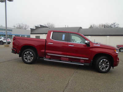 2023 Chevrolet 1500 Crew Cab, $48995. Photo 5