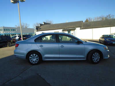 2015 Volkswagen Jetta, $7995. Photo 5