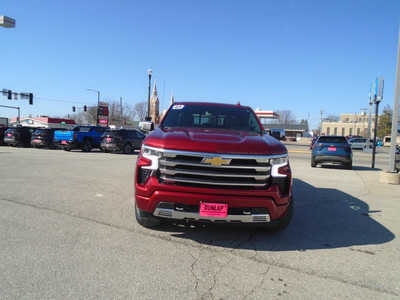 2023 Chevrolet 1500 Crew Cab, $49995. Photo 2