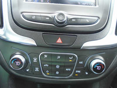 2021 Chevrolet Equinox, $21995. Photo 12