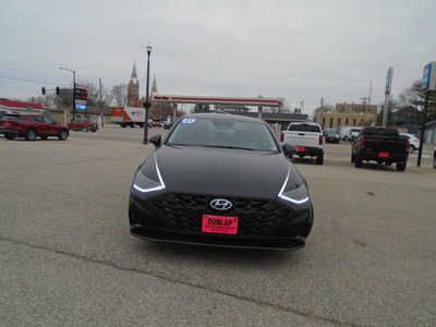 2021 Hyundai Sonata, $22995. Photo 2