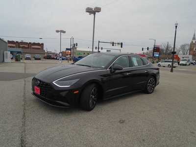2021 Hyundai Sonata, $22995. Photo 3