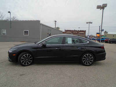 2021 Hyundai Sonata, $22995. Photo 4