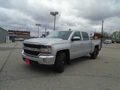 2017 Chevrolet 1500 Crew Cab, $16995. Photo 3