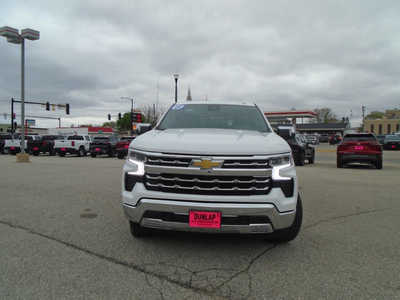 2022 Chevrolet 1500 Crew Cab, $0. Photo 2