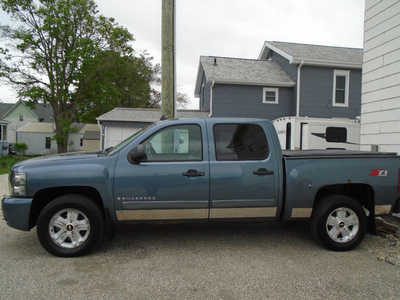 2008 Chevrolet 1500 Crew Cab, $5995. Photo 2