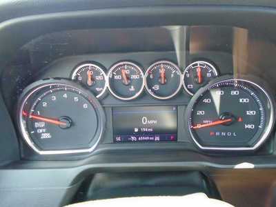 2022 Chevrolet 1500 Crew Cab, $35995. Photo 7