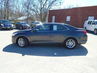 2013 Chevrolet Malibu, $3495. Photo 4