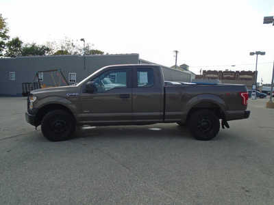 2015 Ford F150 Ext Cab, $14995. Photo 5