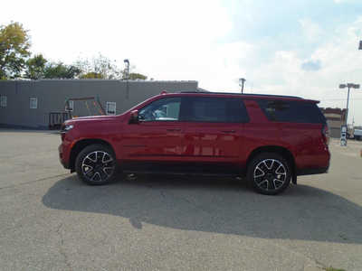 2023 Chevrolet Suburban, $60995. Photo 4