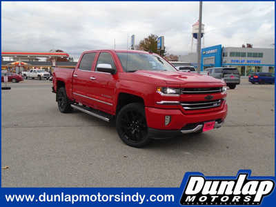 2017 Chevrolet 1500 Crew Cab, $25995. Photo 1