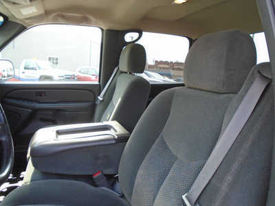 2005 Chevrolet 1500 Crew Cab, $12995. Photo 11