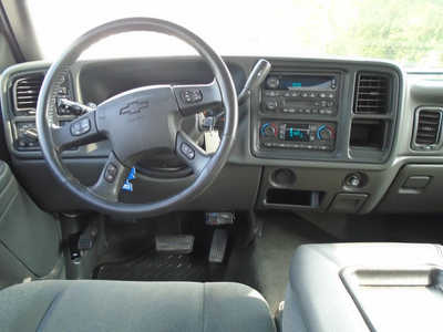 2005 Chevrolet 1500 Crew Cab, $12995. Photo 12